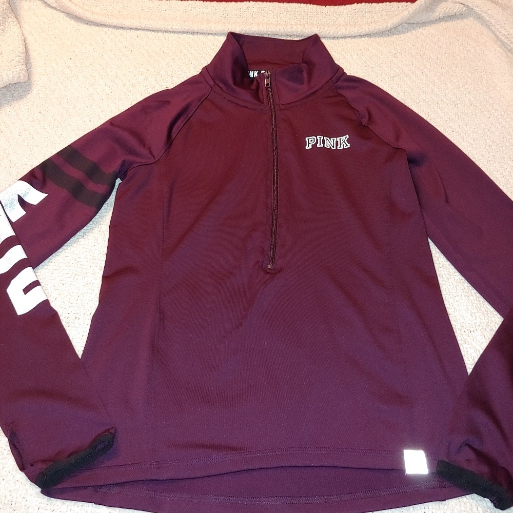 Vs pink ultimate half zip
